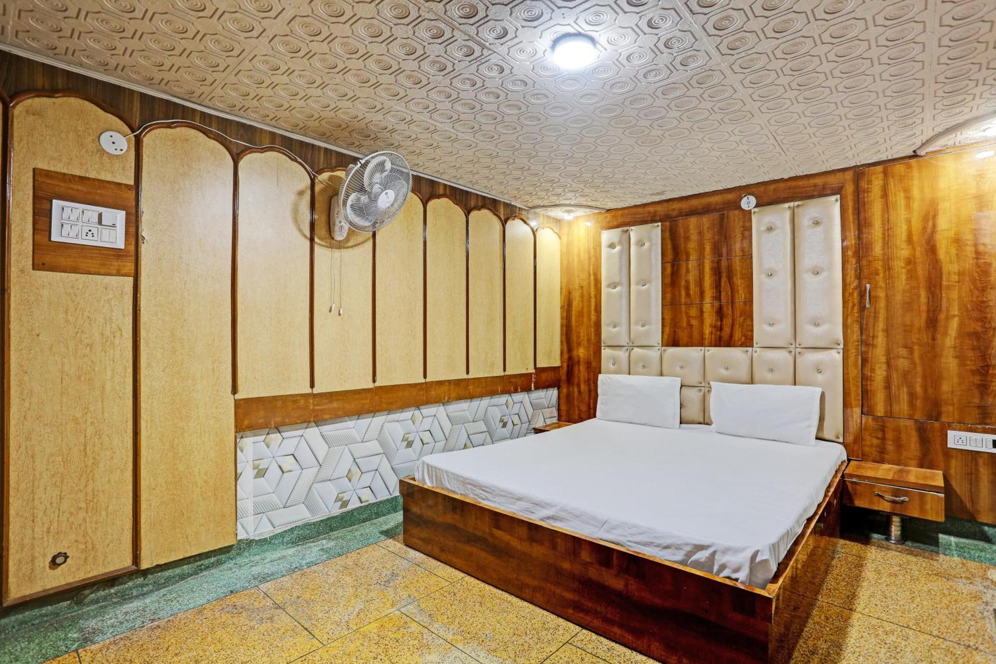 Hotel O Saffron Night Stay Amritsar Exterior photo